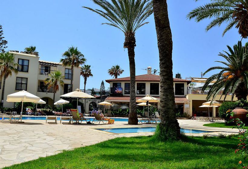 Panareti Paphos Resort