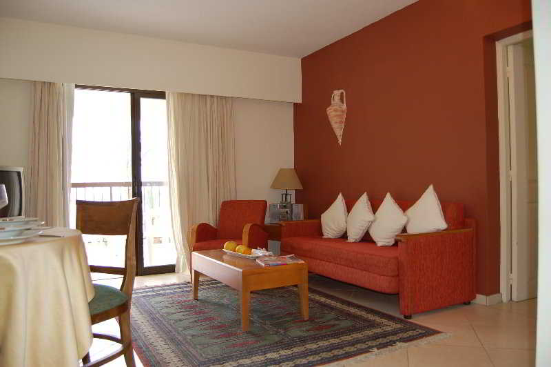 Panareti Paphos Resort