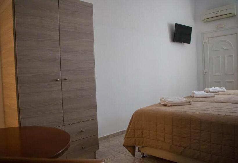 ペンション Romantika