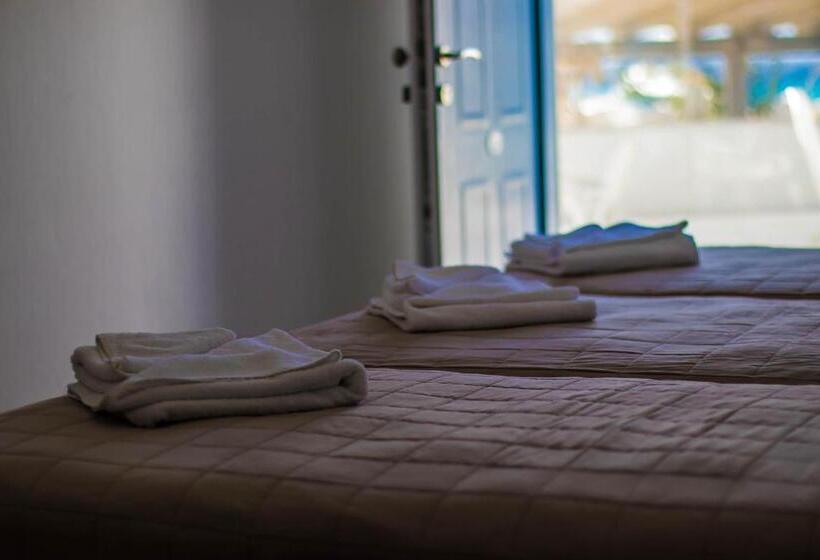 ペンション Romantika