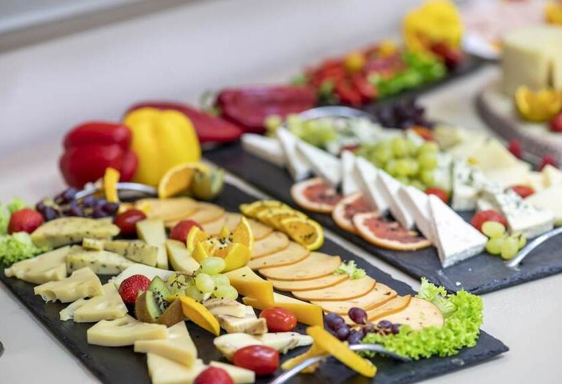 Peridis Family Resort