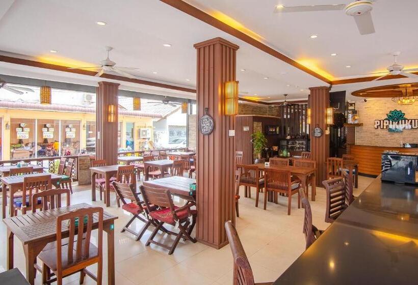 Pipikuku Hotel & Restaurant