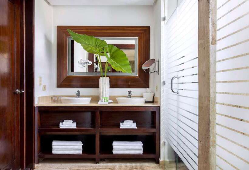 منتجع Zel Punta Cana  All Inclusive