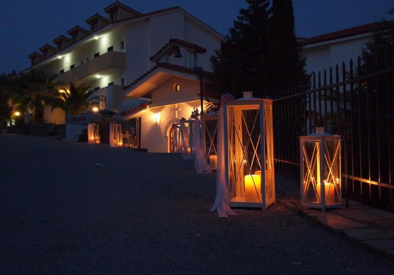 Курорт Aristoteles Holiday Hotel And Spa