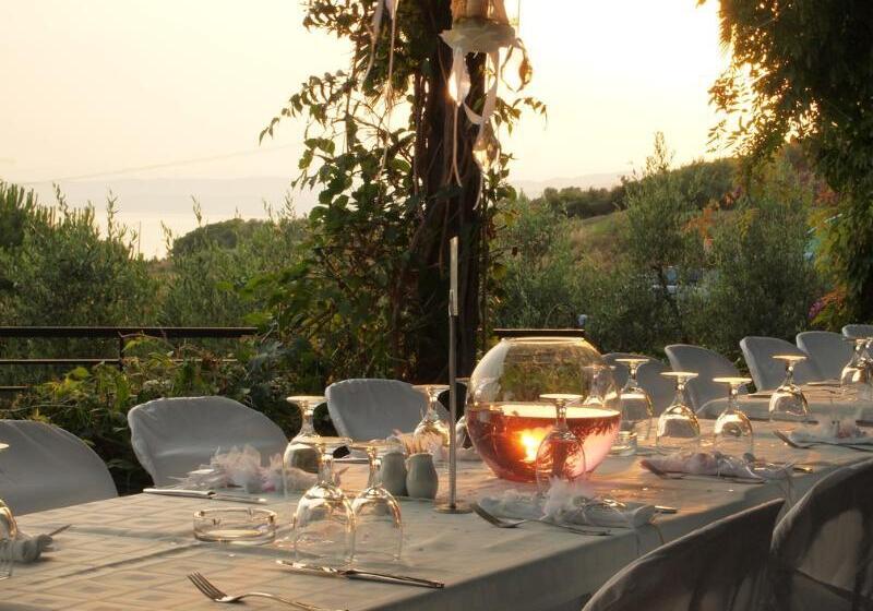 Курорт Aristoteles Holiday Hotel And Spa