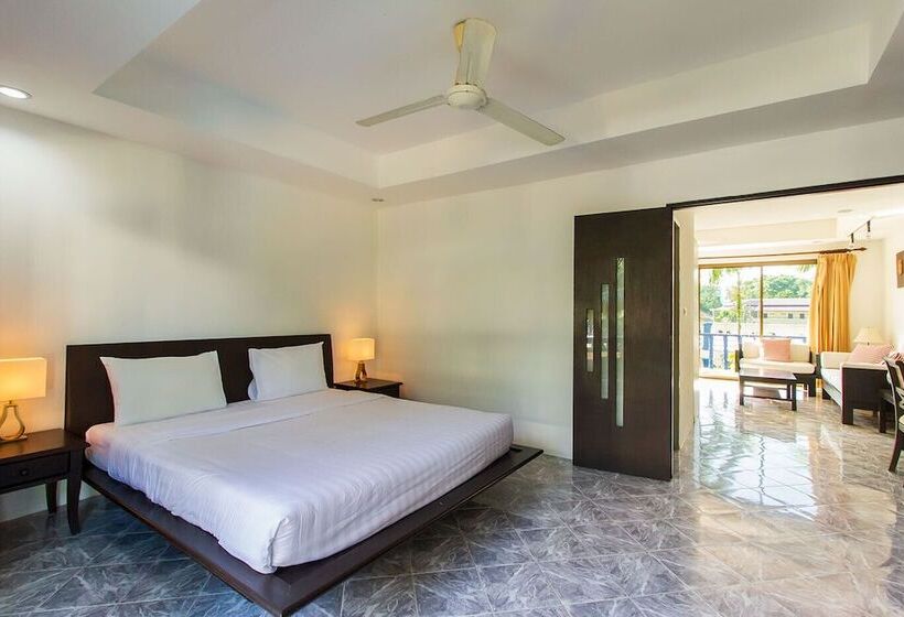 The Club Residence By Alexanders