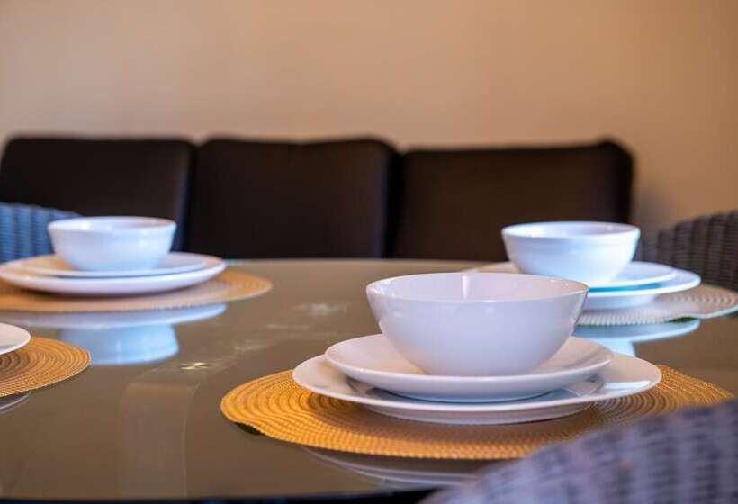 Tradewinds Apartment Hotel Miami Beach