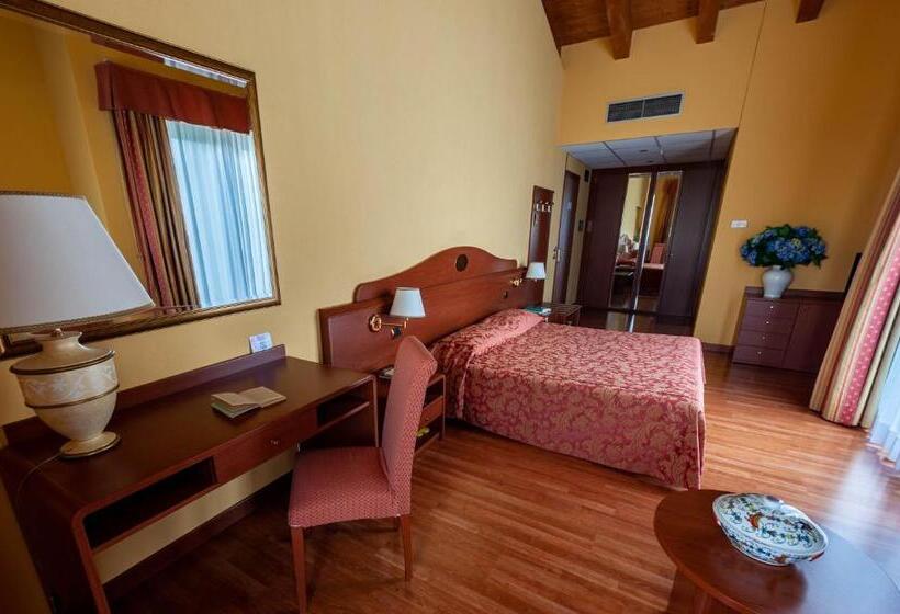 فندق Agriturismo Da Celestina