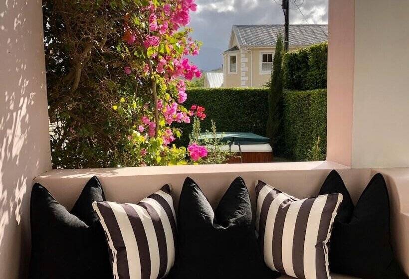 پانسیون 7 On Union