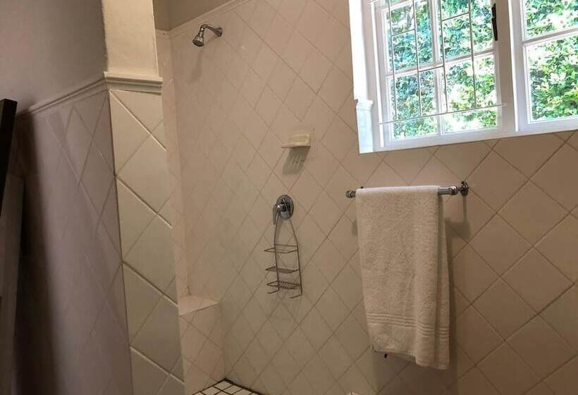 پانسیون 7 On Union