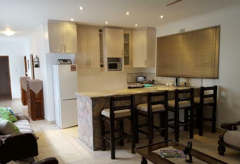 פנסיון African Dwarf Kingfisher Guesthouse