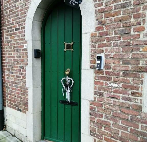 Bed and Breakfast Guesthouse La Maison De Fille