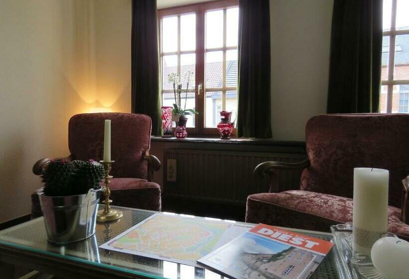 Bed and Breakfast Guesthouse La Maison De Fille