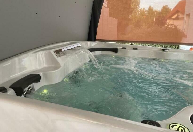 مبيت وإفطار Villacosy Spa  Strasbourg Villa Dolce