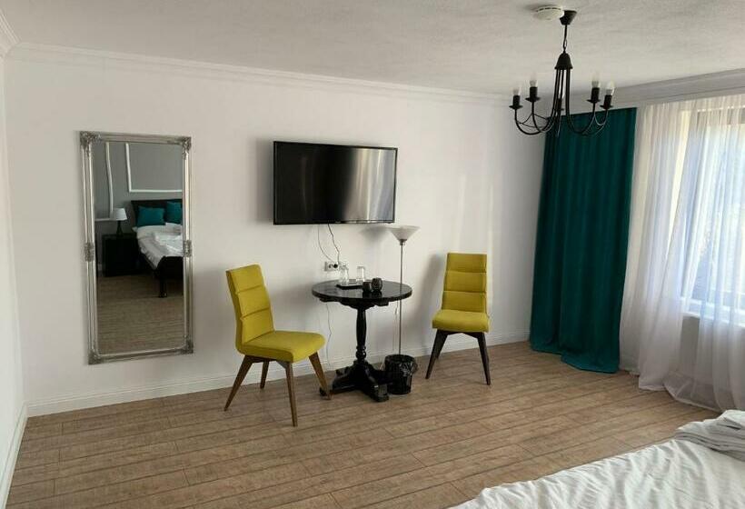 ペンション Aleea Teilor