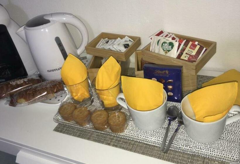 ペンション Gli Oleandri