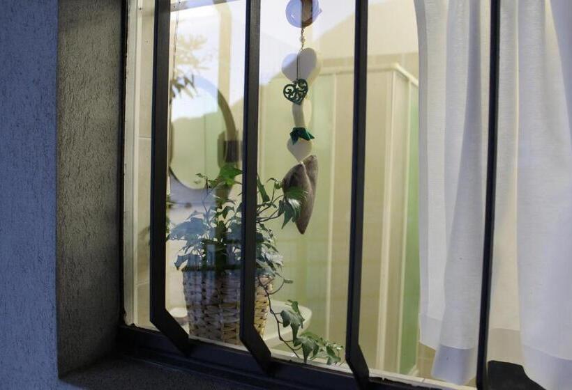 ペンション Gli Oleandri