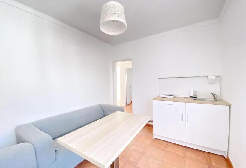 پانسیون O Tourinho