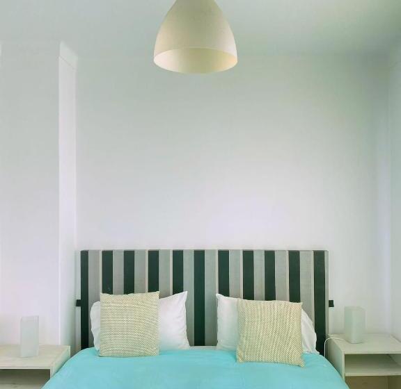 膳宿费 O Tourinho