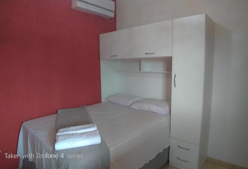 פנסיון Pousada Lirio Dos Vales