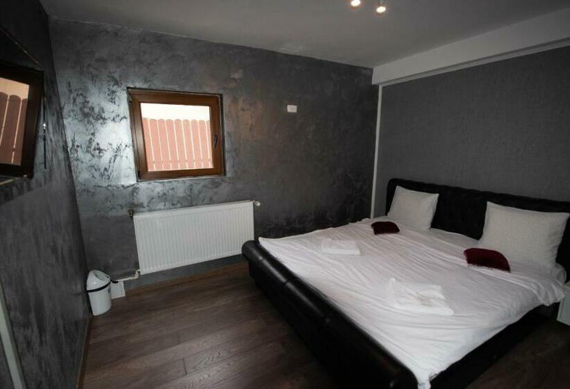 펜션 Vila Estera Therme Balotesti