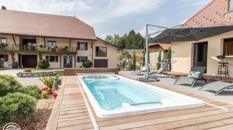 مبيت وإفطار Le Paon Bleu Annecy Poisy