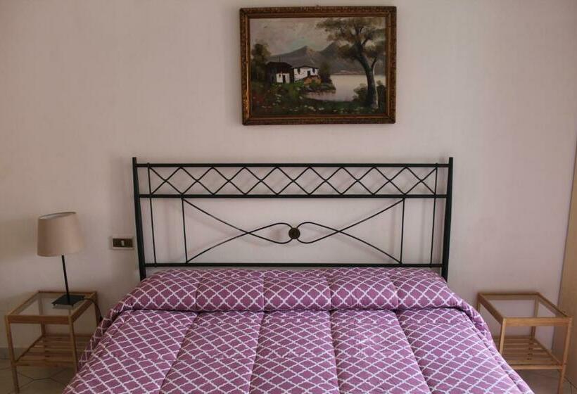 ベッドアンドブレックファースト Little Sweet Escape