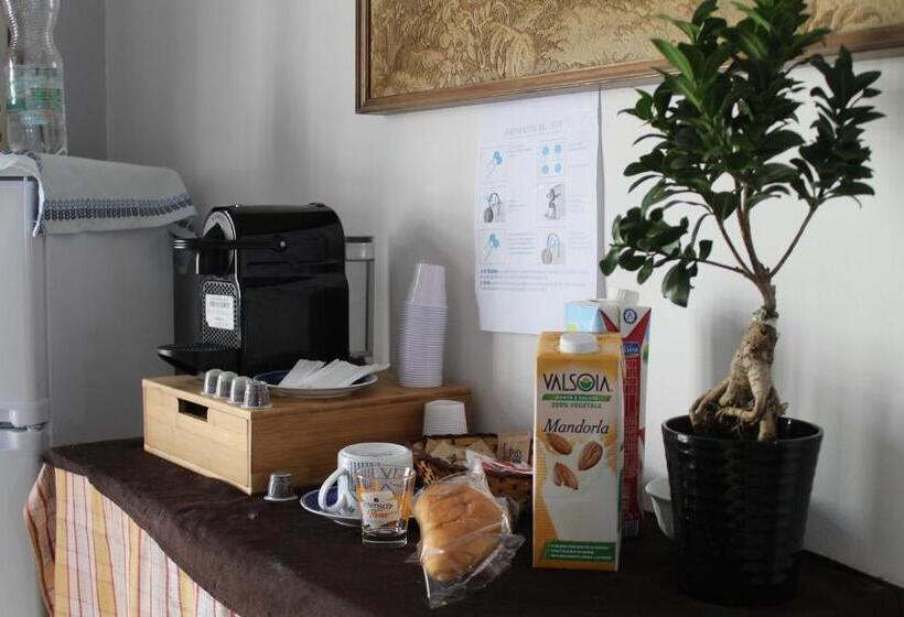 ベッドアンドブレックファースト Little Sweet Escape