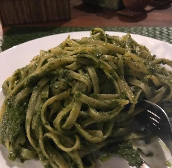 בית מלון כפרי Alam Karang