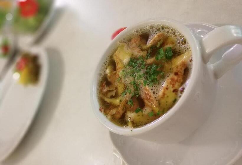 בית מלון כפרי Raffelwirt