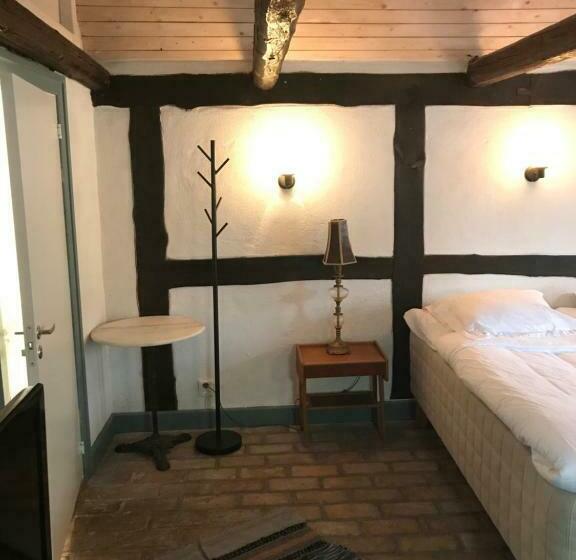 Отель Tunneberga Gästgifvaregård