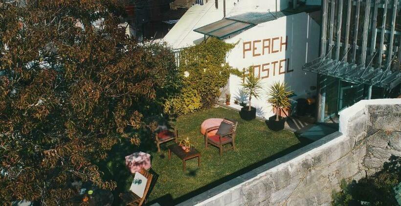 Peach Hostel & Suites