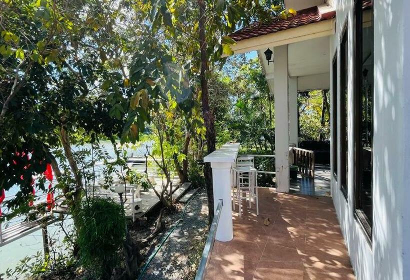 Moon River Resort Phimai