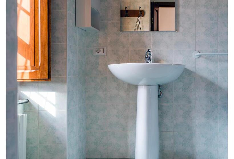 Пансион Monastero Santa Chiara Guest House