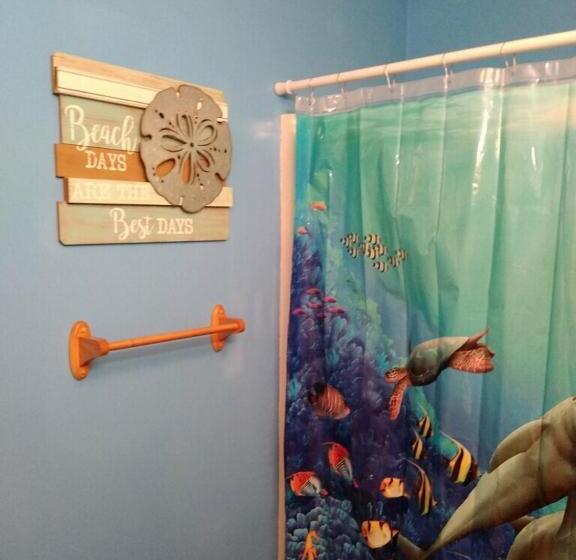 South Padre Island Condo Is Walking Distance To The Beach, Sleeps 6, Third Floor, 2024 Traveler Awar