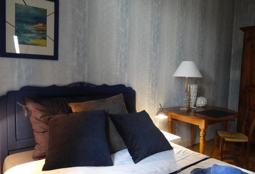 ベッドアンドブレックファースト Les Tilleuls Chambres D Hôtes La Rochefoucauld