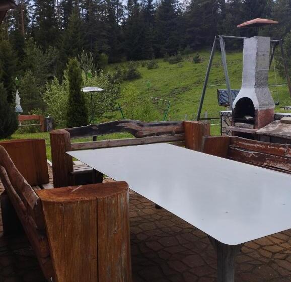 ペンション Tolem