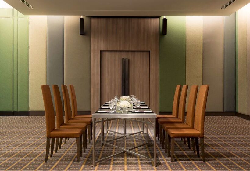 Avani Khon Kaen Hotel & Convention Centre