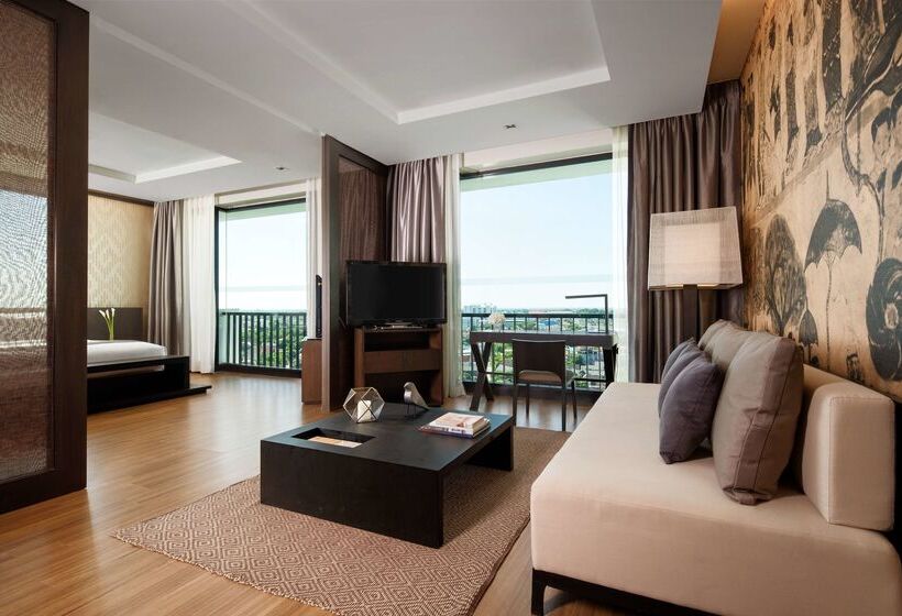 Avani Khon Kaen Hotel & Convention Centre