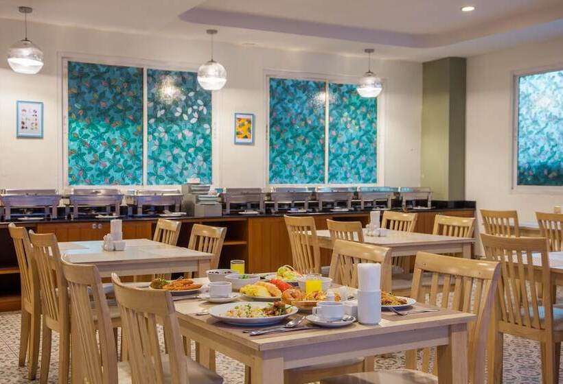 Baumancasa Beach Resort