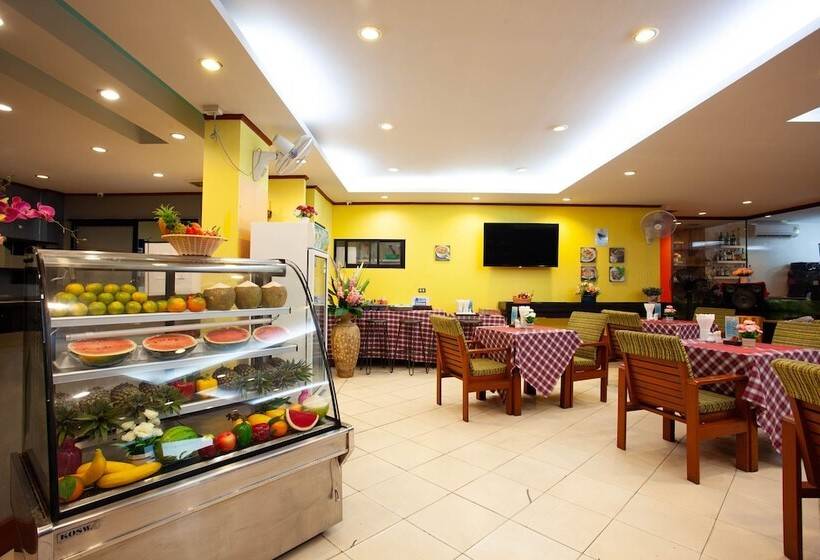 Baumancasa Beach Resort