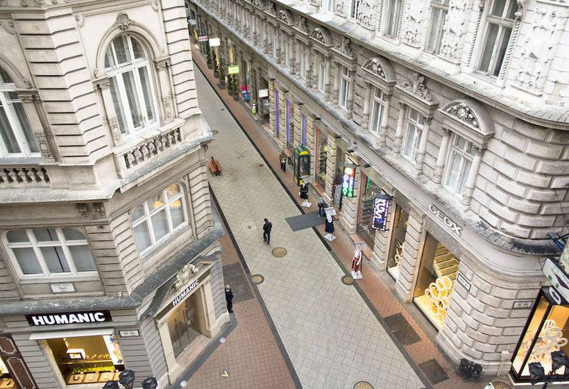 AltraCasa Apartments