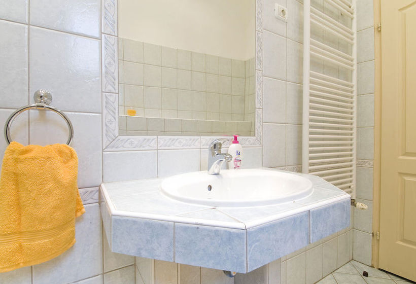 AltraCasa Apartments