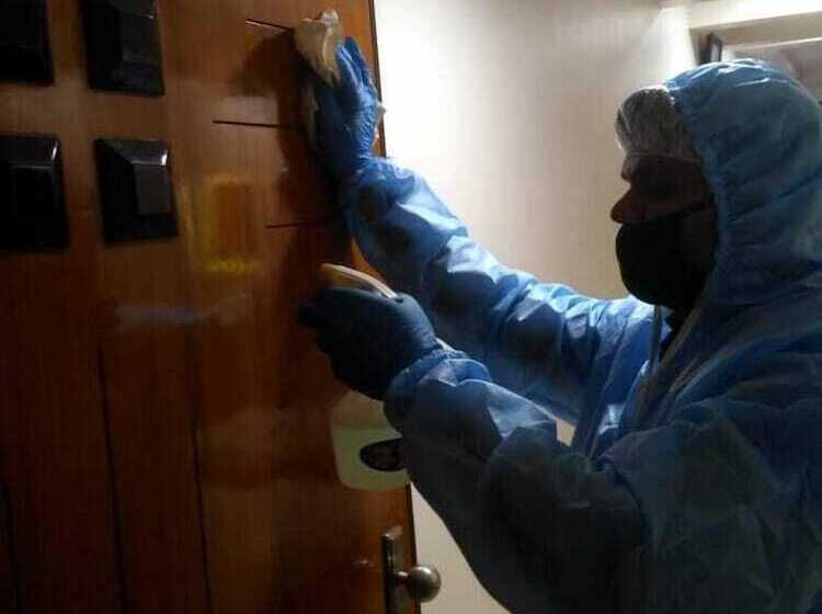 בית מלון כפרי Ambassador