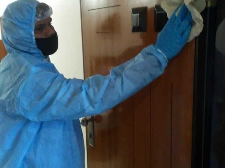 בית מלון כפרי Ambassador