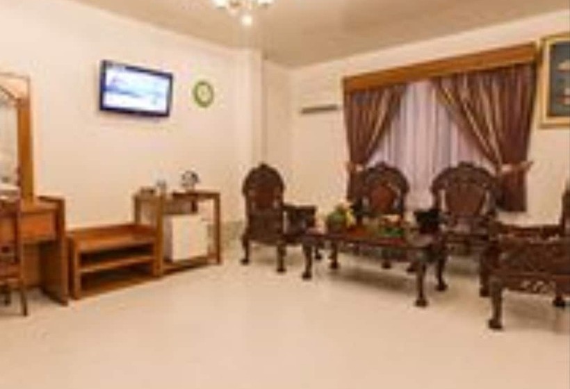 בית מלון כפרי Asia