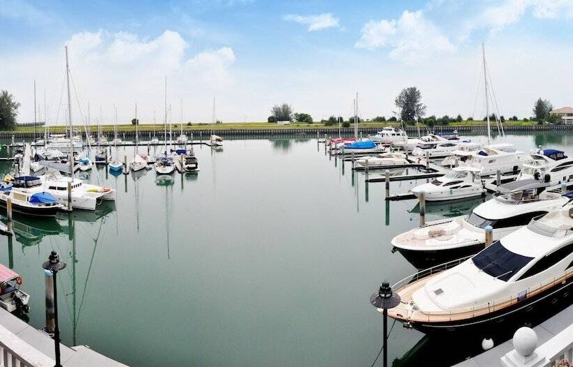 هتل Avillion Admiral Cove