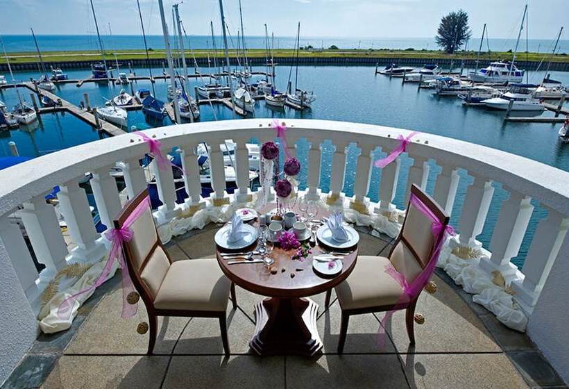 Hotel Avillion Admiral Cove