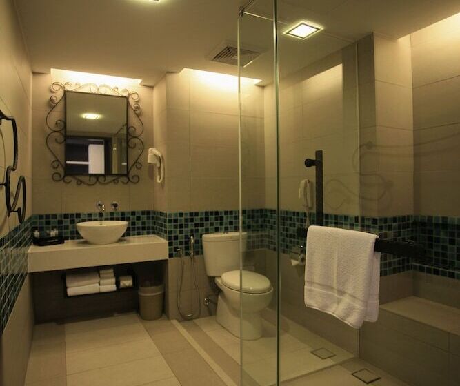 Hotel Avillion Admiral Cove