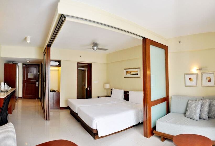 هتل Avillion Admiral Cove